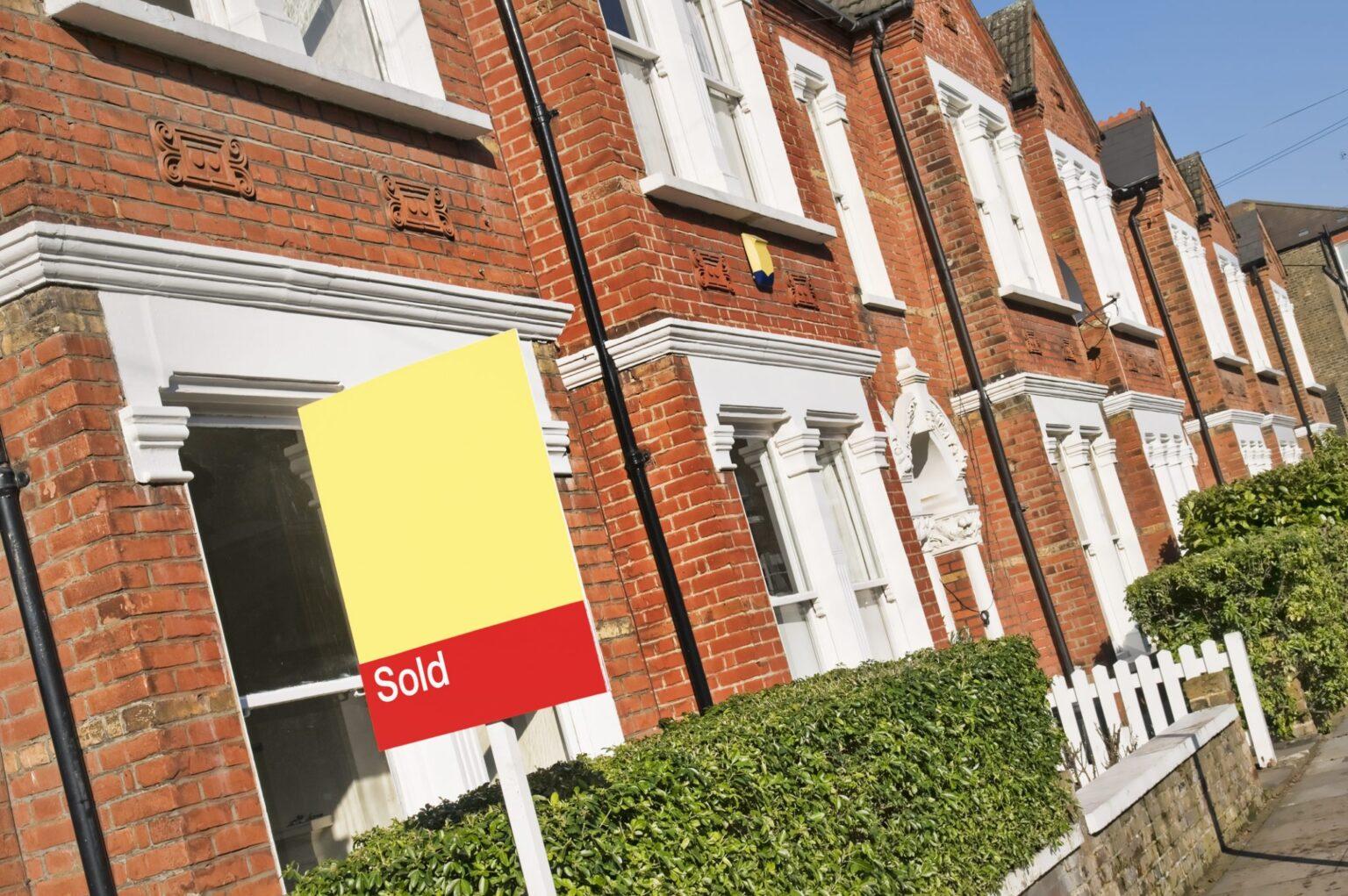 House prices could increase by 2% in 2024: Zoopla  - Image