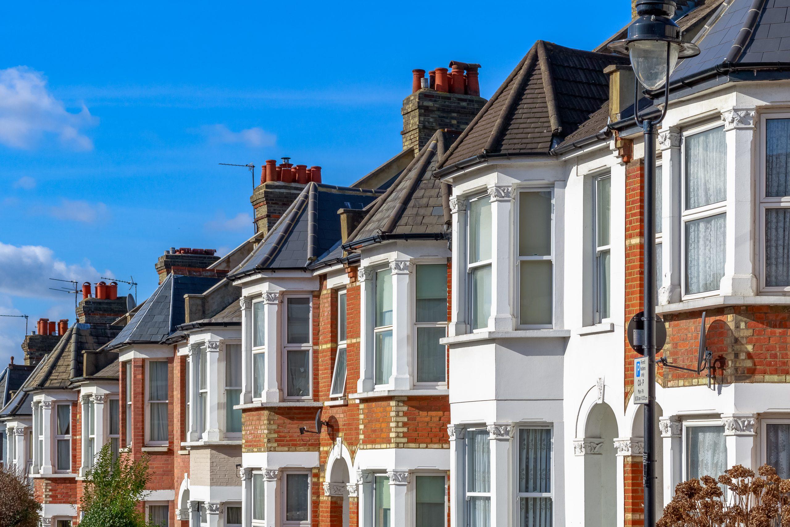 Asking prices have increased by 1.4% in 2024, says Zoopla - Image